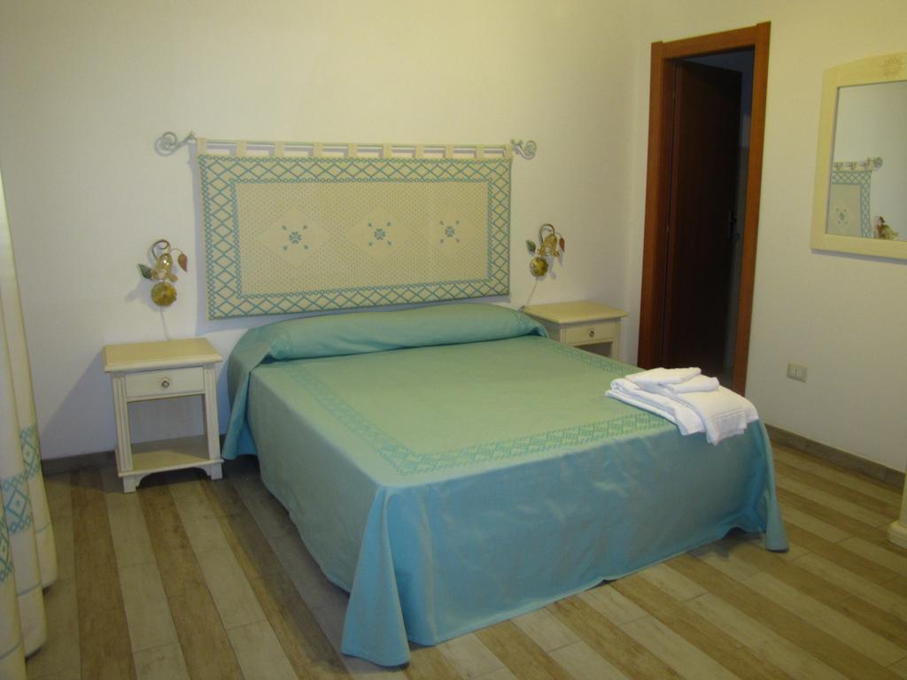 Agriturismo Porticciolo بورتو كونتي الغرفة الصورة